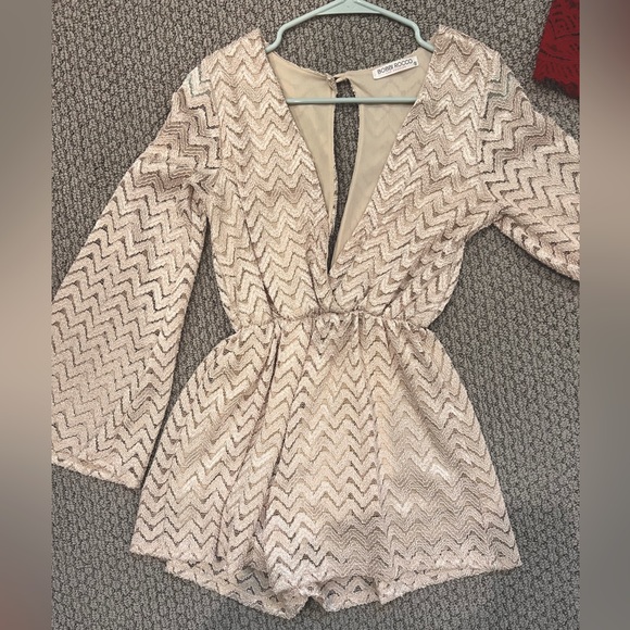 Bobbi Rocco- Beige Shorts Romper w/ Bell Sleeve - Picture 1 of 3